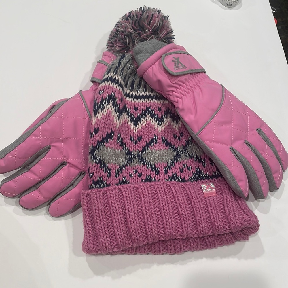 ZX outdoor girls, net beanie, and winter gloves set